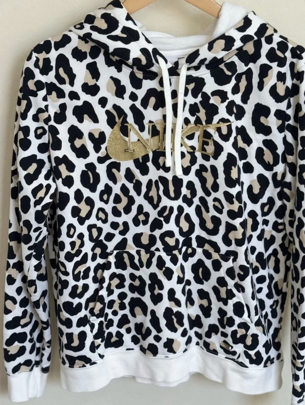 Nike Sportwear Club Fleece Print leopard hoodie Womens Athletic Activewear Small